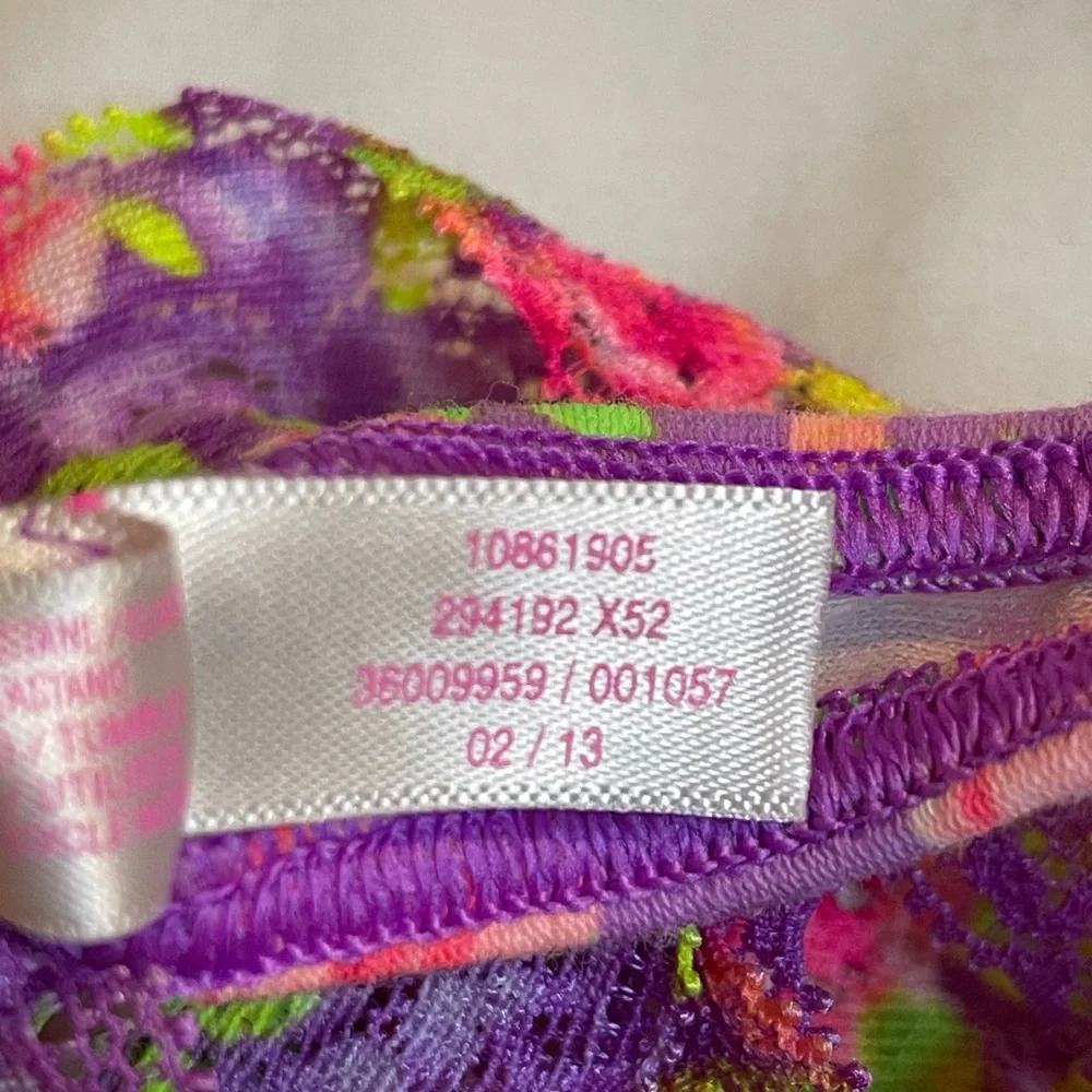 Victoria's Secret PINK Vintage Floral Thong Panty Size L NWOT Y2K